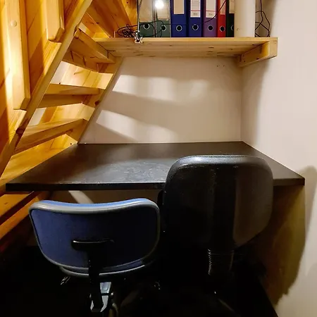 Rauhallinen Kaksio Lahdentie Tuntumassa, Lentokenttaemajoitus Ja Saehkoeauton Latauspiste *